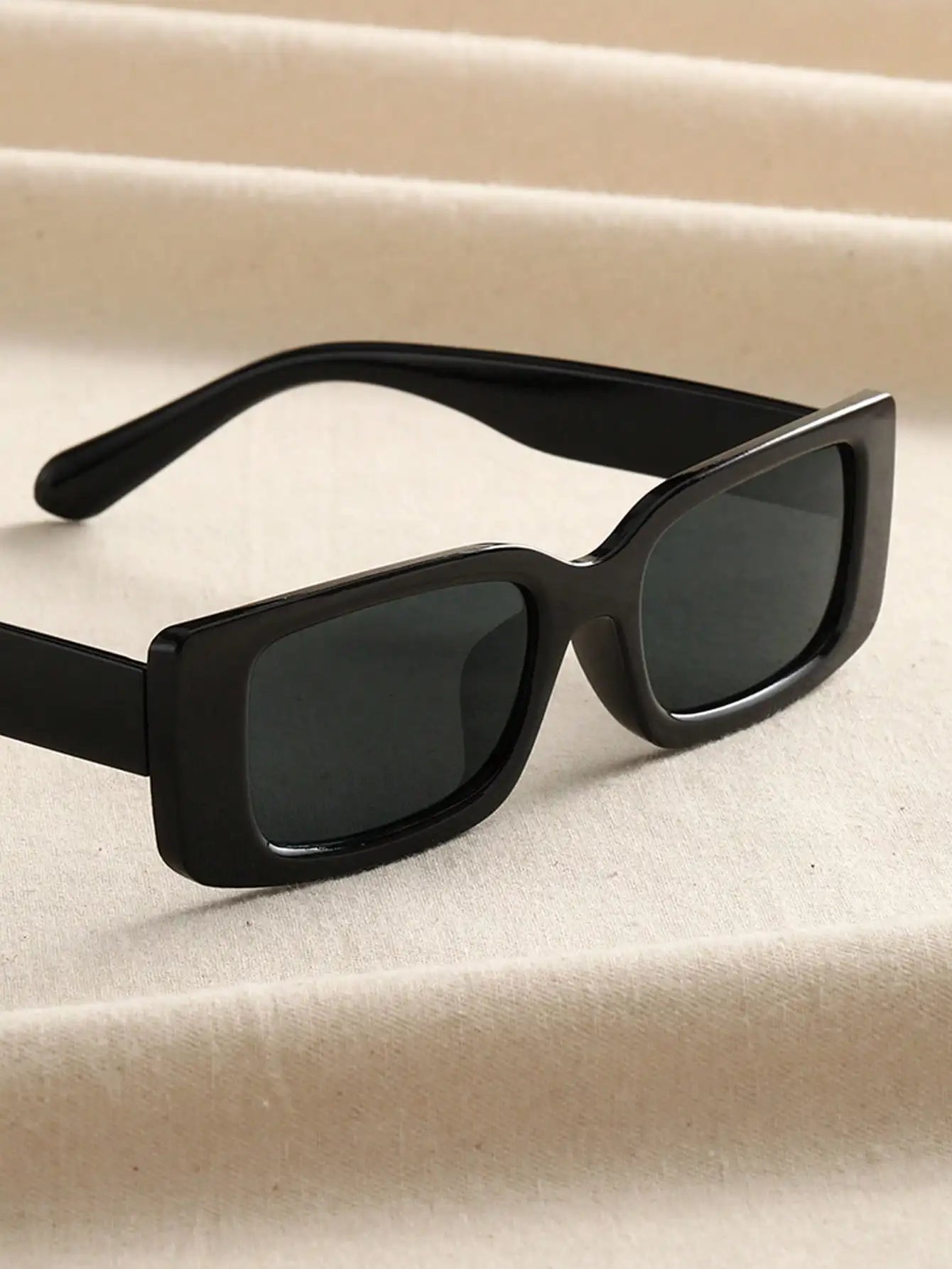 Multiva Rectangle Sunglasses | Chic Street Style UV400 Fashion Eyewear for Women